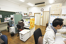 アニメ制作スタジオを併設
